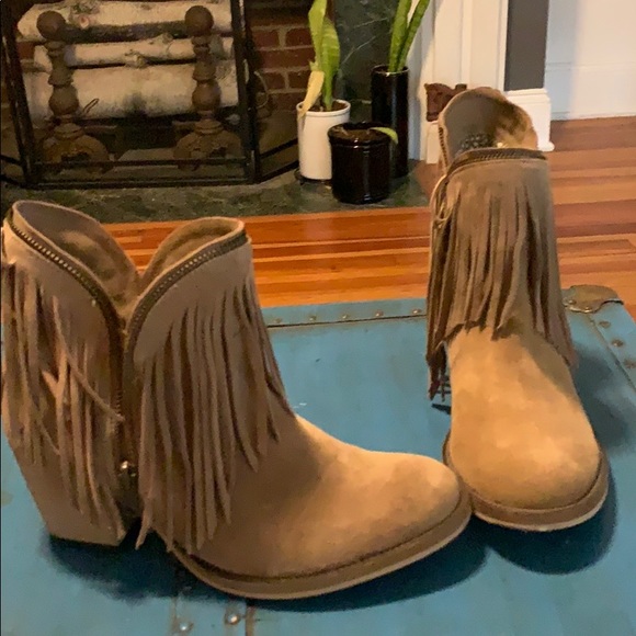 dingo Shoes - Dingo Juju fringe boots